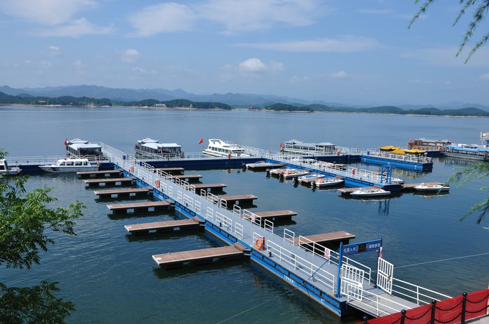 萬佛湖