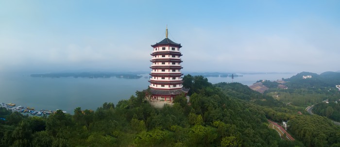 龍河塔